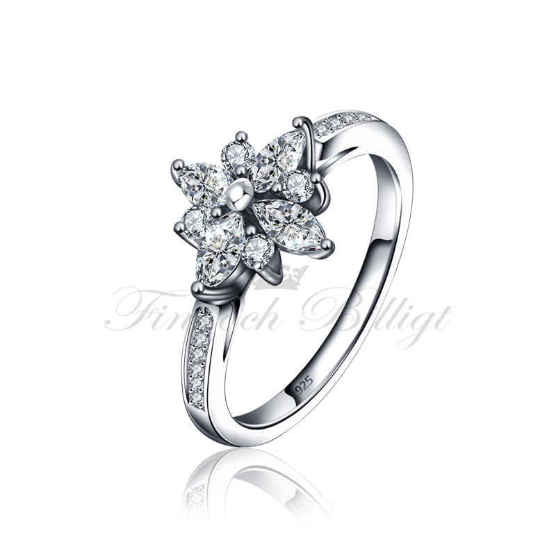 silverring med cubic zirconia silverring med cubic zirconia